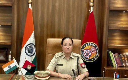 অসম আৰক্ষীৰ শীৰ্ষ বিষয়াৰ পদ সাল-সলনি! লীনা ডলে ধুবুৰীৰ নতুন আৰক্ষী অধীক্ষক