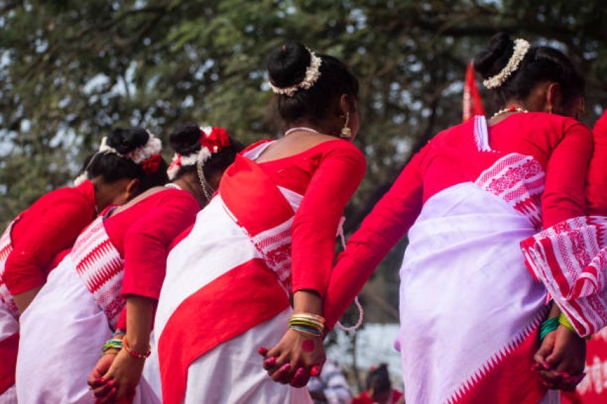 আজি ৰাজ্যত উদযাপন হ'ল কৰম পূজা